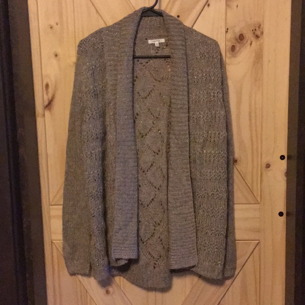 SOLD!! Lightweight cardigan